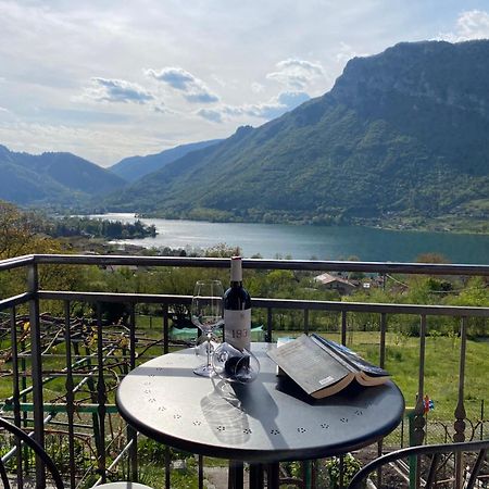 Casa Carla, Bis 4 Personen, Garten, Balkon Mit Blick Auf Den See Und Die Berge Crone Kültér fotó