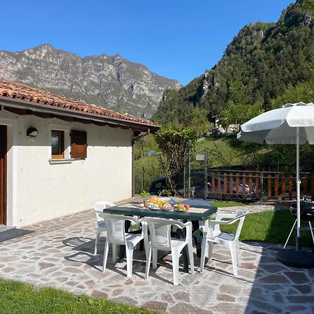 Casa Carla, Bis 4 Personen, Garten, Balkon Mit Blick Auf Den See Und Die Berge Crone Kültér fotó