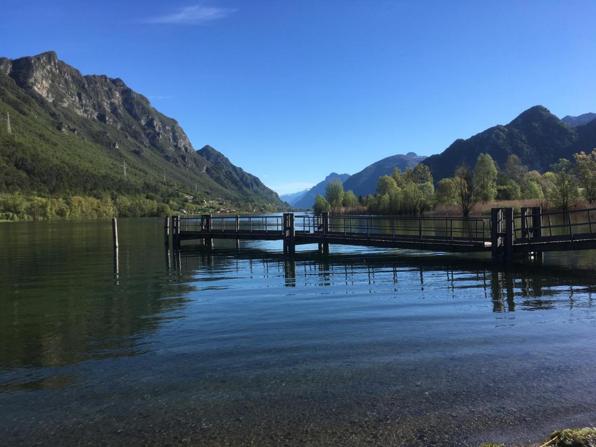 Casa Carla, Bis 4 Personen, Garten, Balkon Mit Blick Auf Den See Und Die Berge Crone Kültér fotó