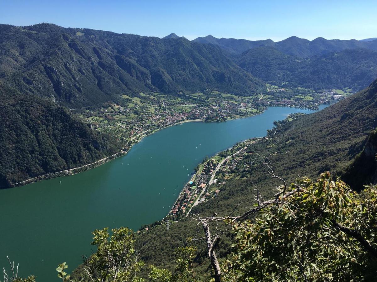 Casa Carla, Bis 4 Personen, Garten, Balkon Mit Blick Auf Den See Und Die Berge Crone Kültér fotó