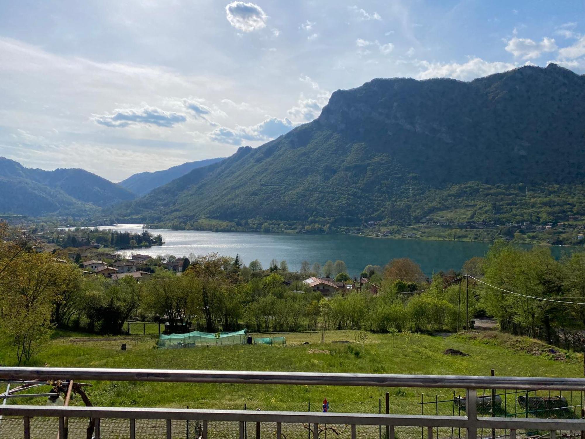 Casa Carla, Bis 4 Personen, Garten, Balkon Mit Blick Auf Den See Und Die Berge Crone Kültér fotó