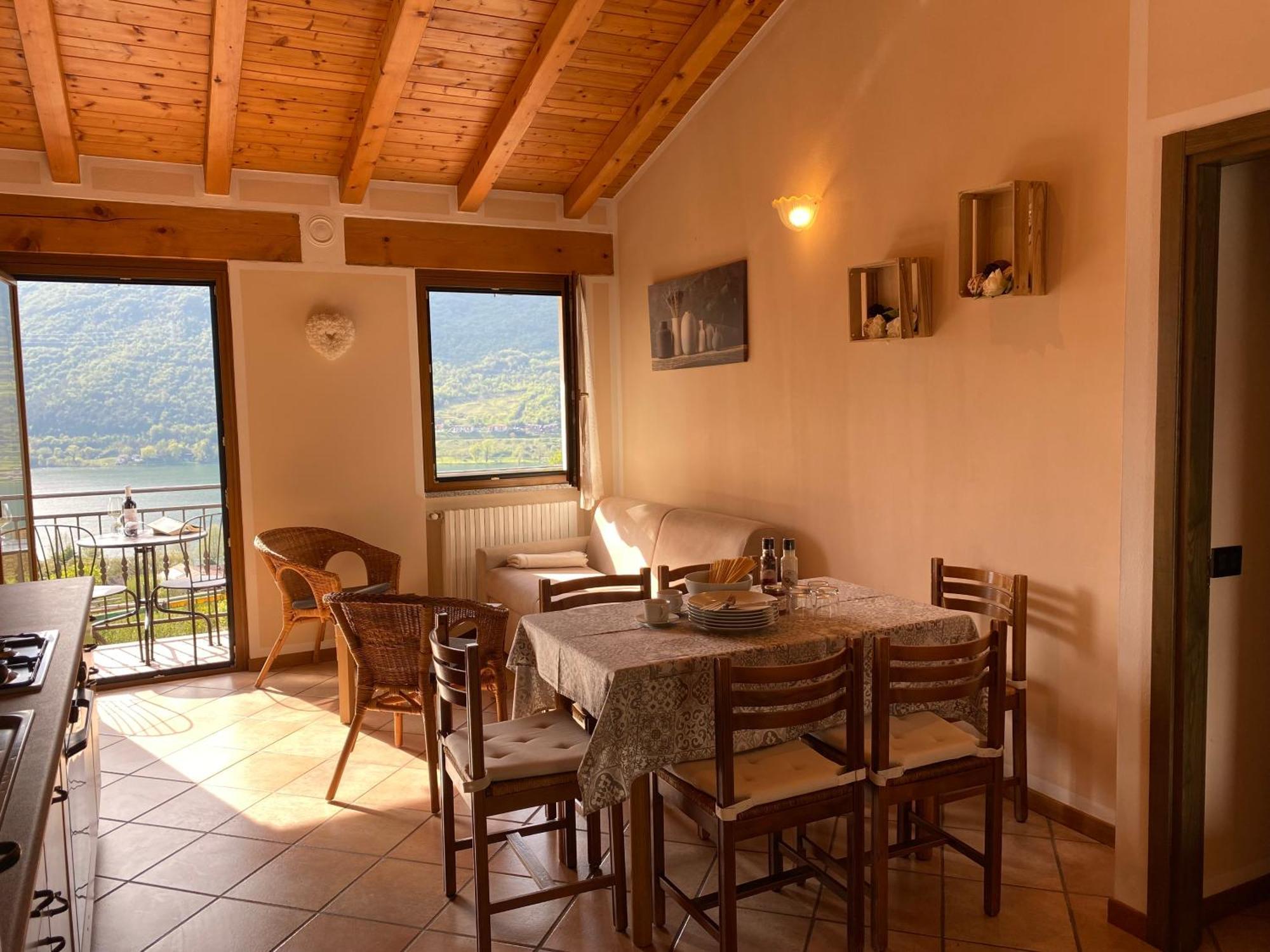 Casa Carla, Bis 4 Personen, Garten, Balkon Mit Blick Auf Den See Und Die Berge Crone Kültér fotó